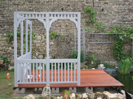 Zwei Seiten sind montiert